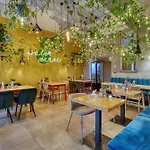 מלון Salvator Boutique Vegan-friendly