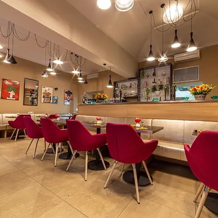 Salvator Boutique Hotel Vegan-Friendly 4*