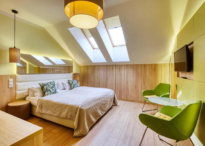 מלון Salvator Boutique Vegan-friendly 4*