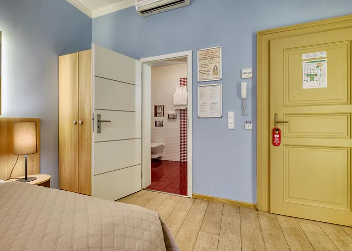 מלון Salvator Boutique Vegan-friendly 4*
