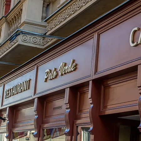 Salvator Boutique Vegan-friendly Otel